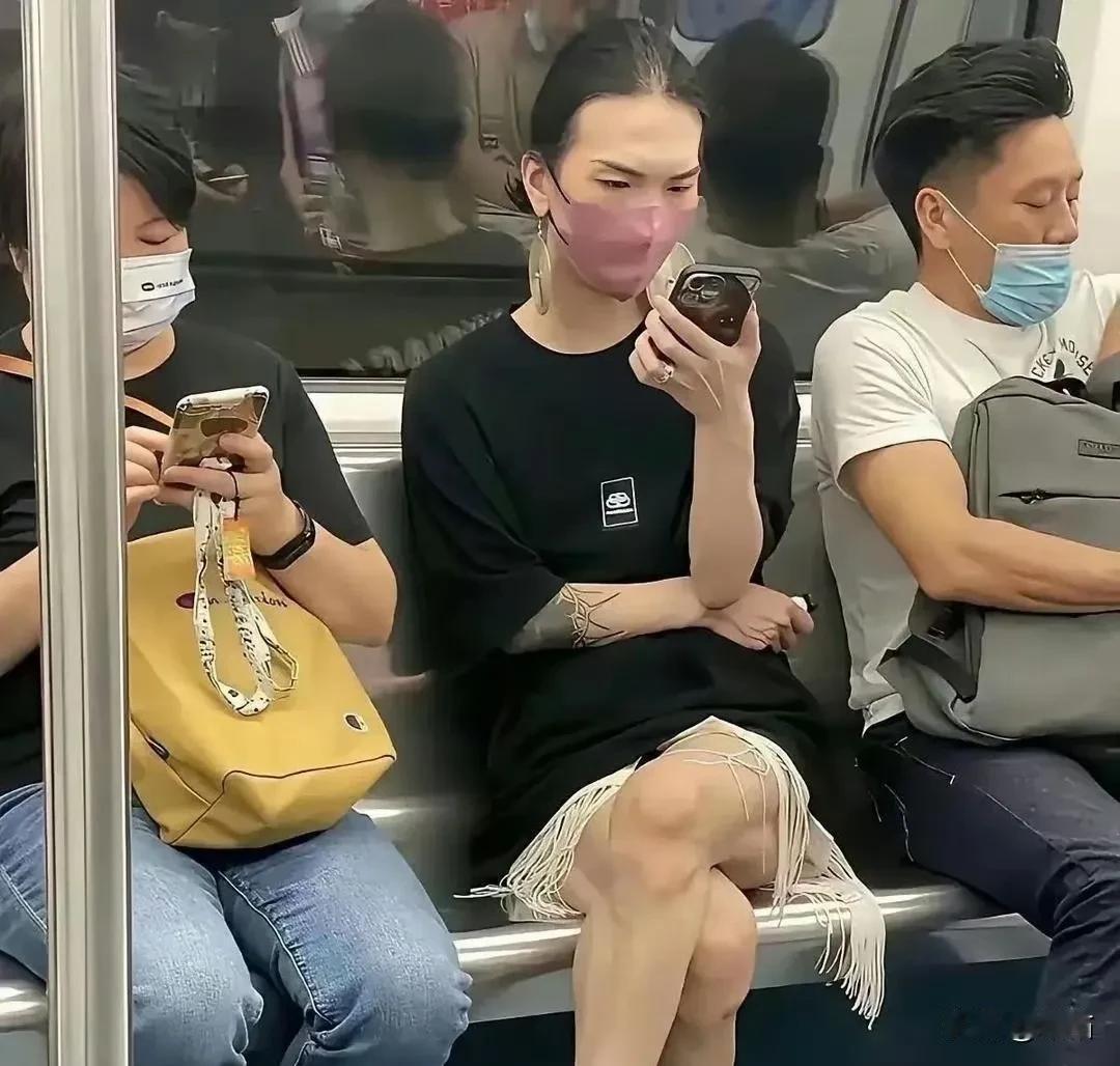 分不清男女！很痛苦！