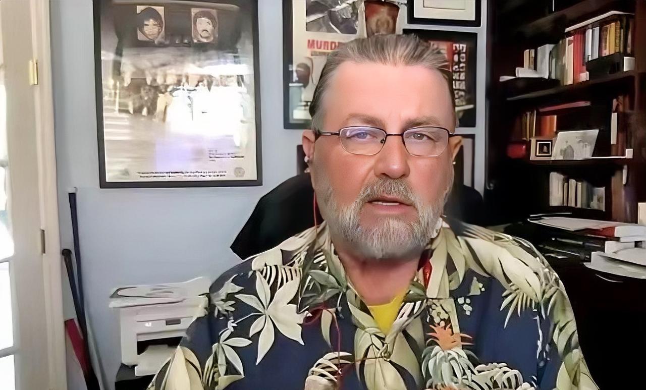 3月20号土耳其直接爆出惊天大瓜，前美国中情局分析师拉里·约翰