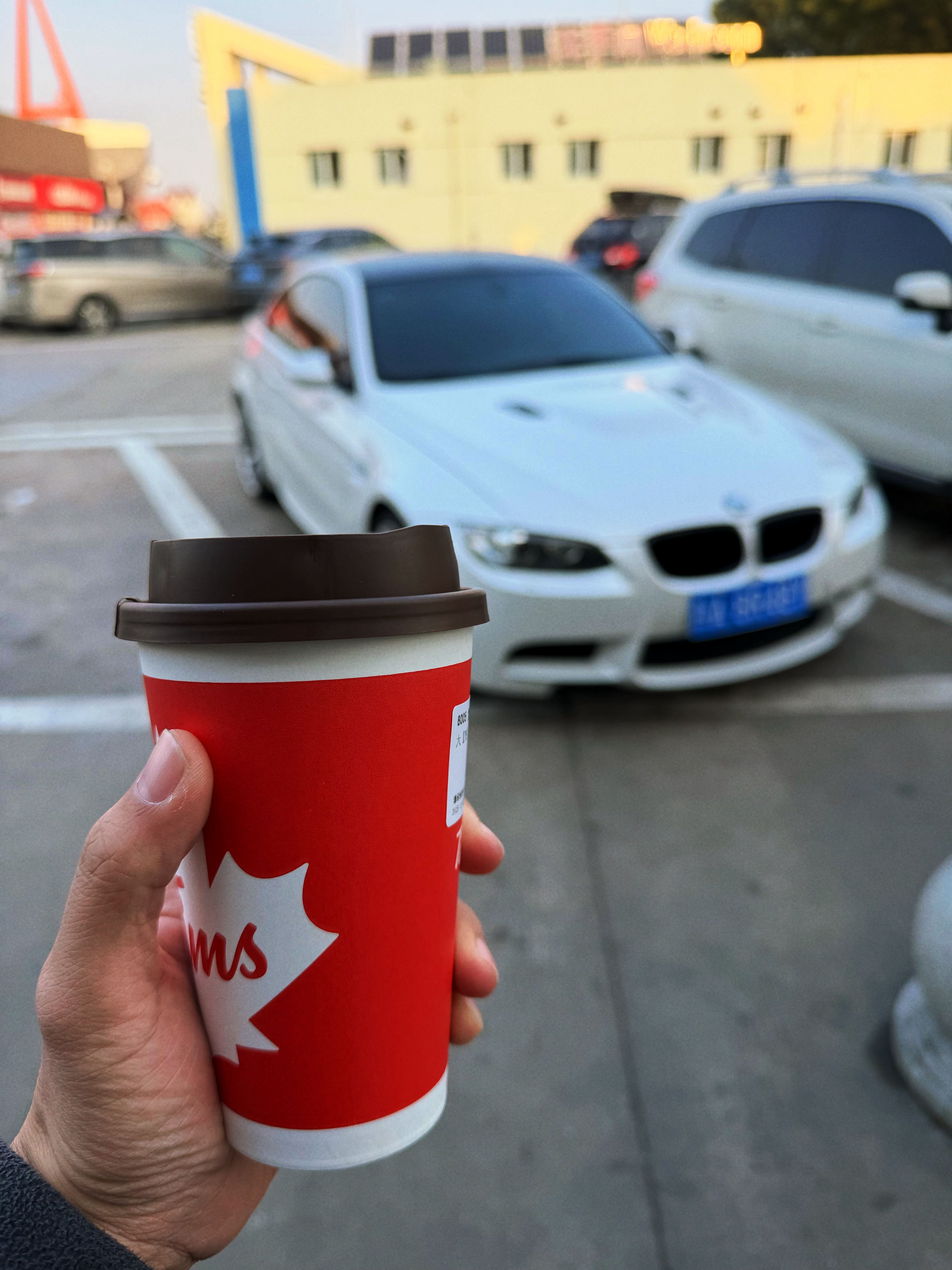 去上赛跑个赛道日 汽场全开栗子的e92m3