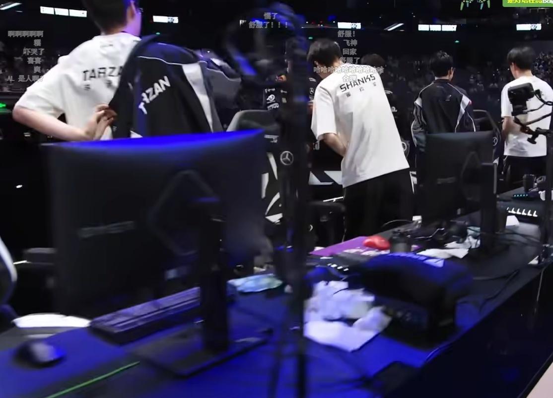 T1淘汰AL 晋级4强 远古龙团战看的吐血AL对战T1T1战胜AL ​​​​