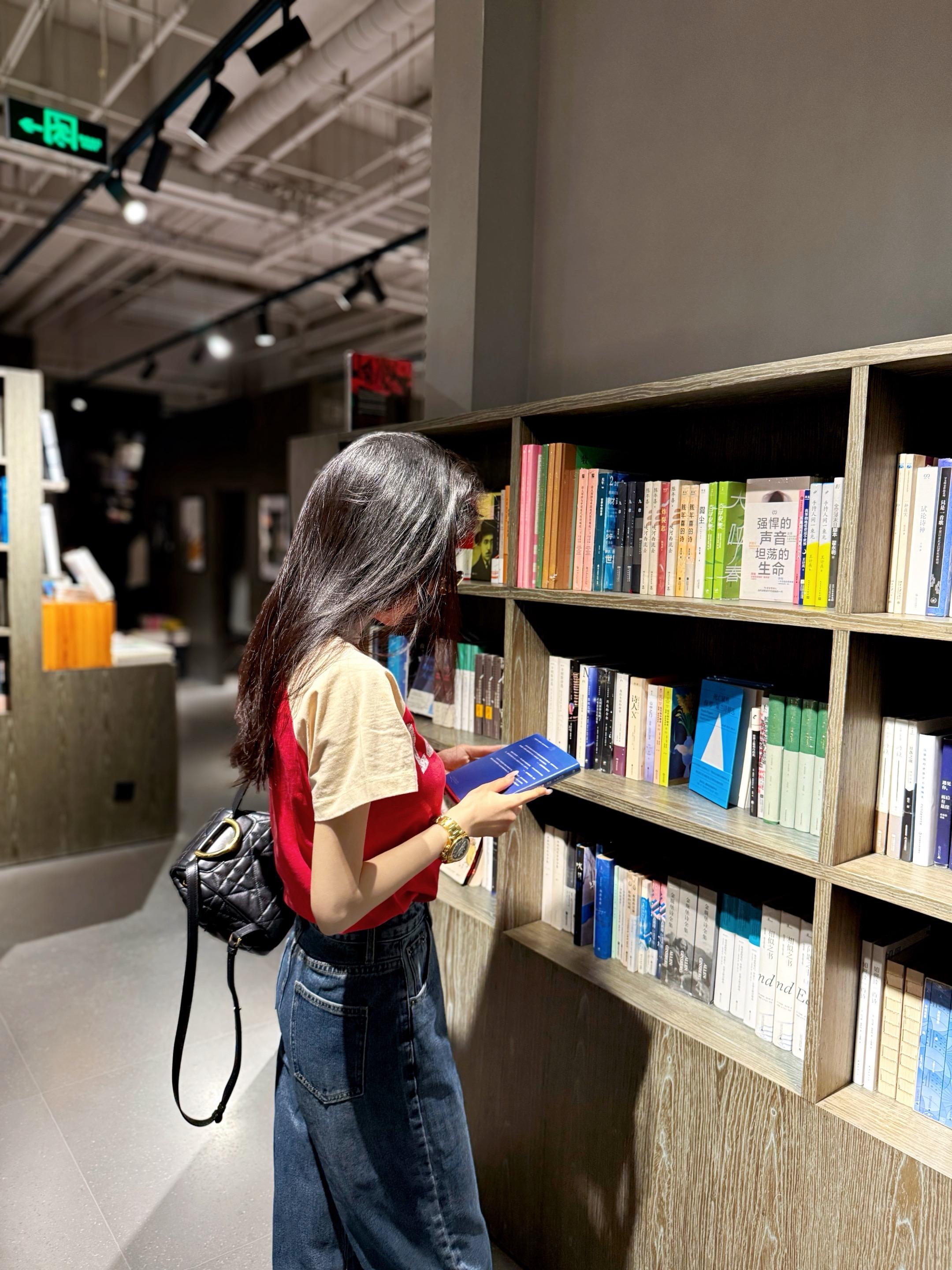 即使敌众我寡 我依旧优雅