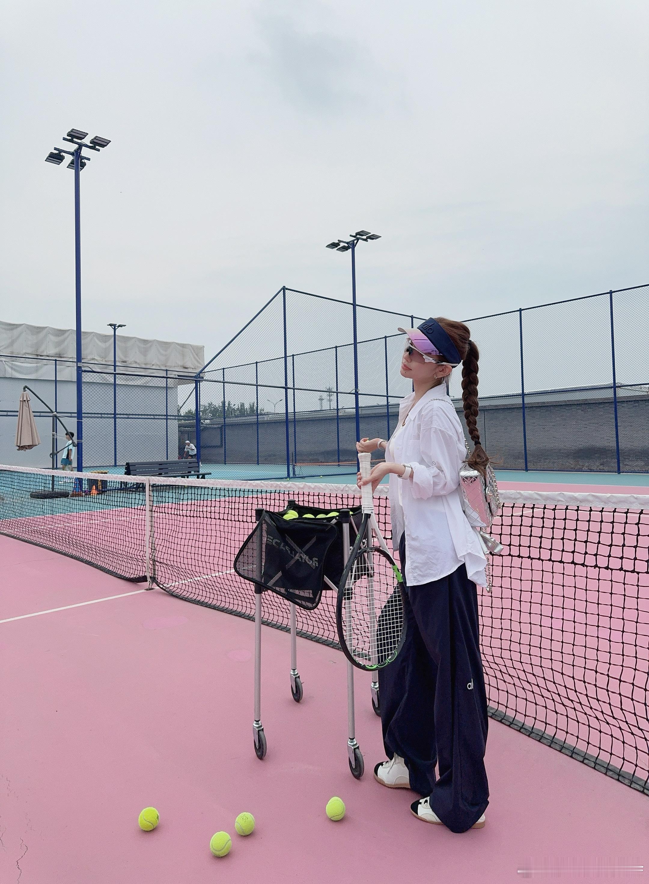 alo女孩们集合啦啦啦啦啦 