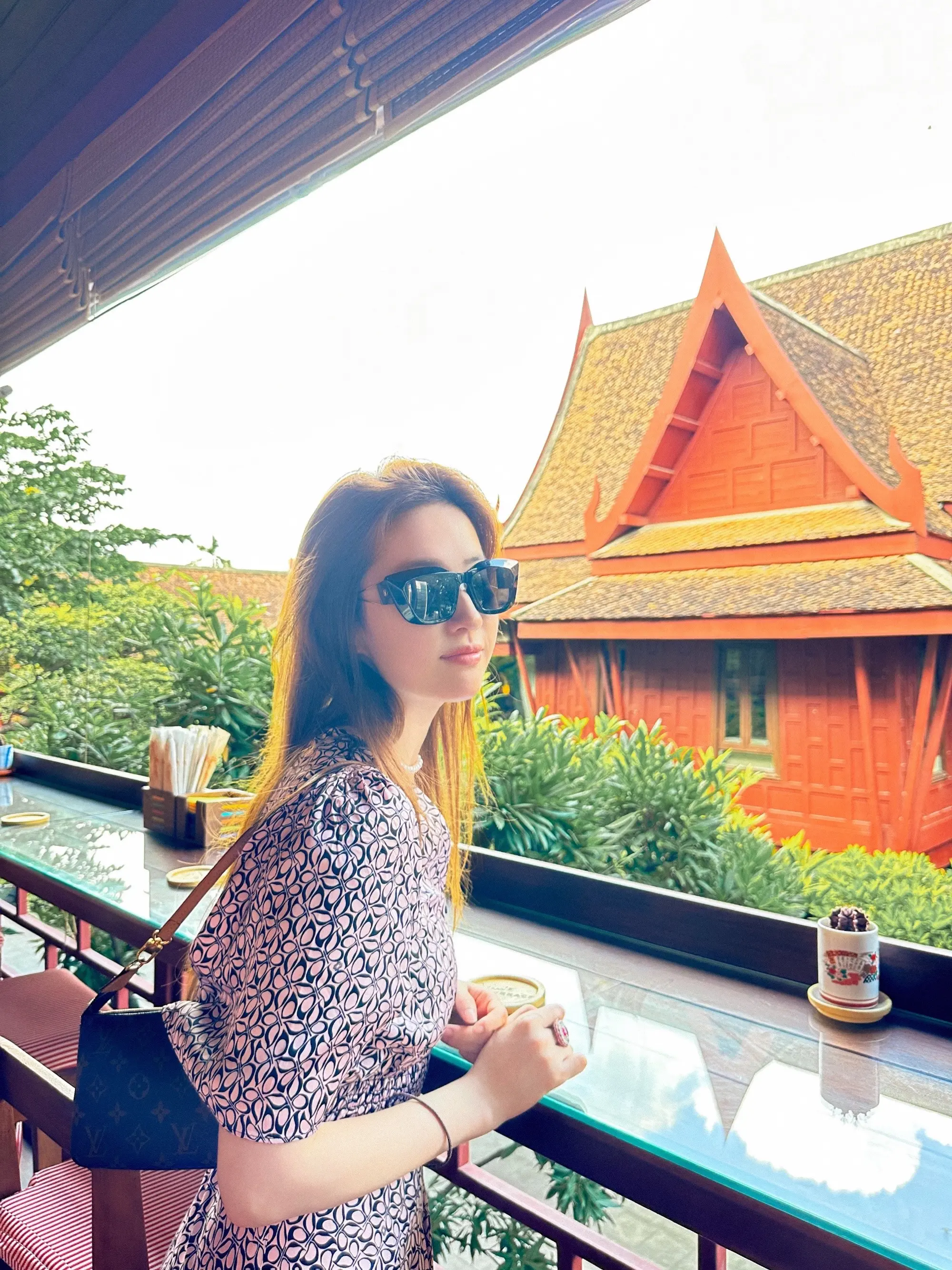亦菲ig更新，是哪个小可爱在美美的度假呀。【考古篇】出差仙仙寄来旅游明信片✉️⭐