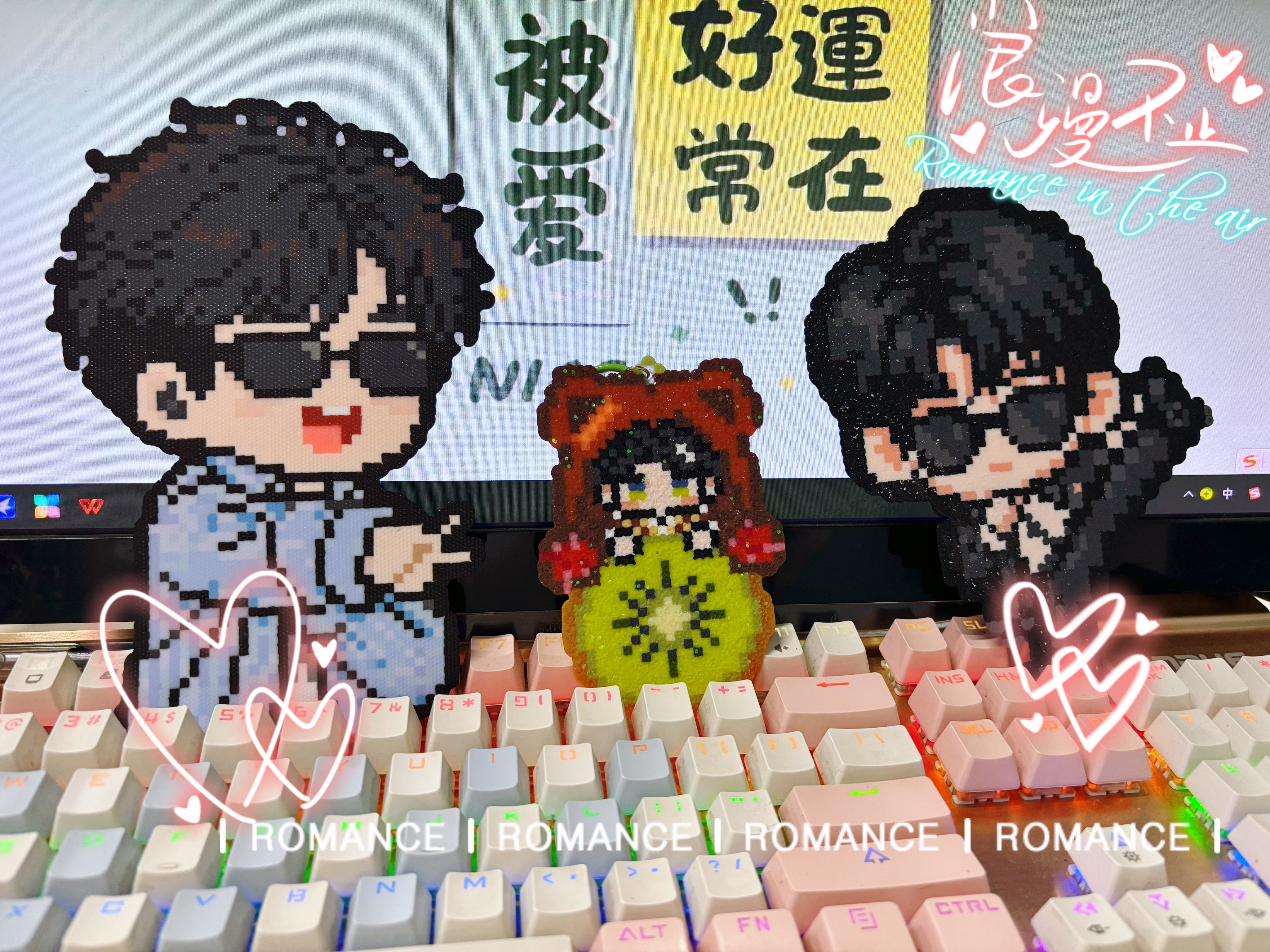 领导给拼的成毅拼豆今日收到…哈哈哈哈哈哈…虽然方向有点反了😂但是…真的很喜欢