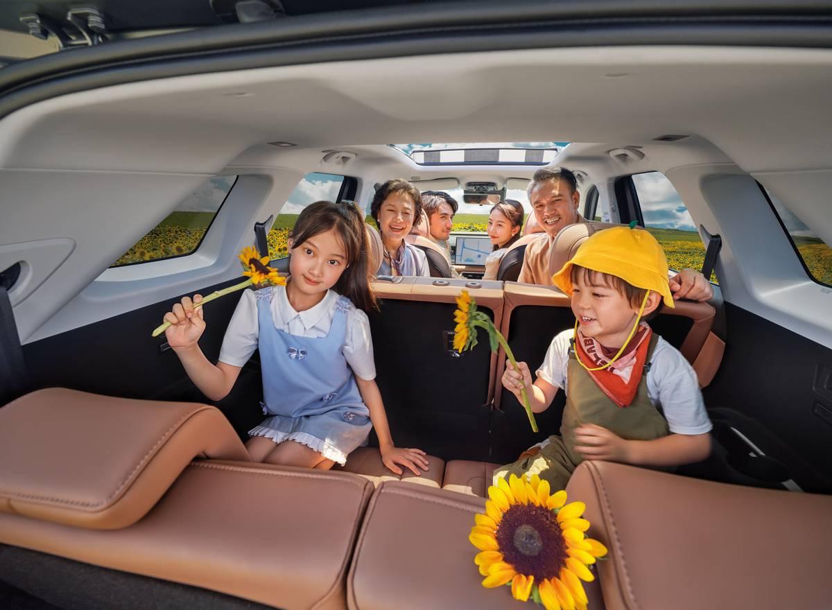 五一假期已经带来远方的召唤，带着一家人开启一场浪漫的自驾游，当然不能少的就是一台