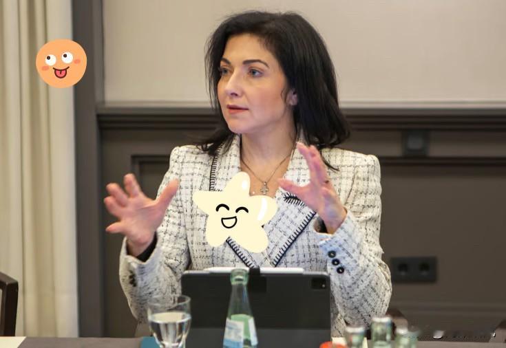 就在刚刚， 
德国对外正式宣布 
2025年11月4日，德国经济和能源部长卡特琳