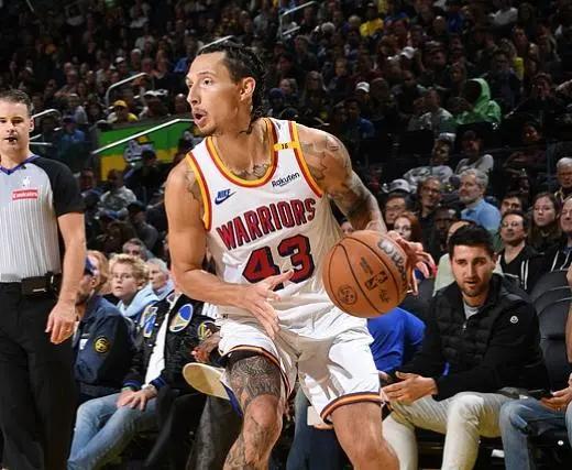 一鸣惊人！沃特斯今日13中8砍下21分8板，正负值+26全场最高今日NBA常规赛