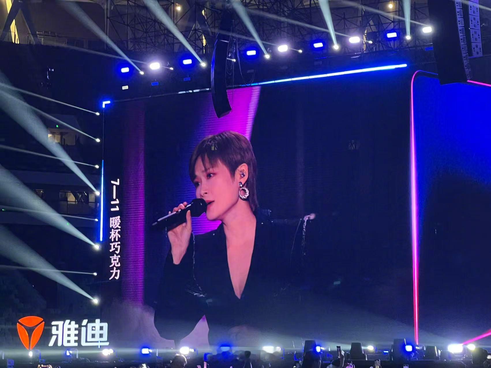 李宇春雅迪摩登之夜压轴 谁能拒绝雅迪摩登之夜这顶配阵容！雅迪全球代言人王鹤棣、李