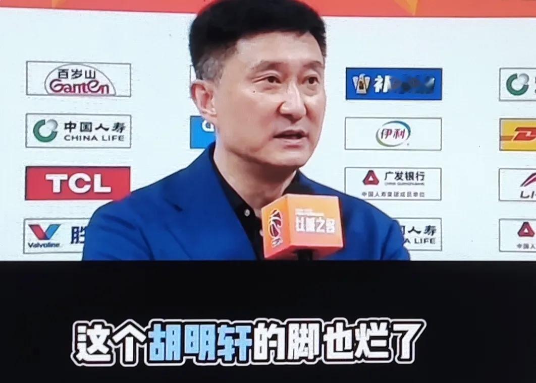 相声有个段子包袱，“热得快炸了”，“开空调啊”。
热得 快 炸了，跟开空调有关系