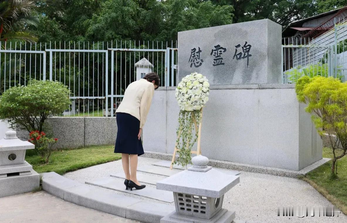 高市早苗的“致敬”难掩历史观的虚伪
 
10月26日，日本新任首相高市早苗发文称