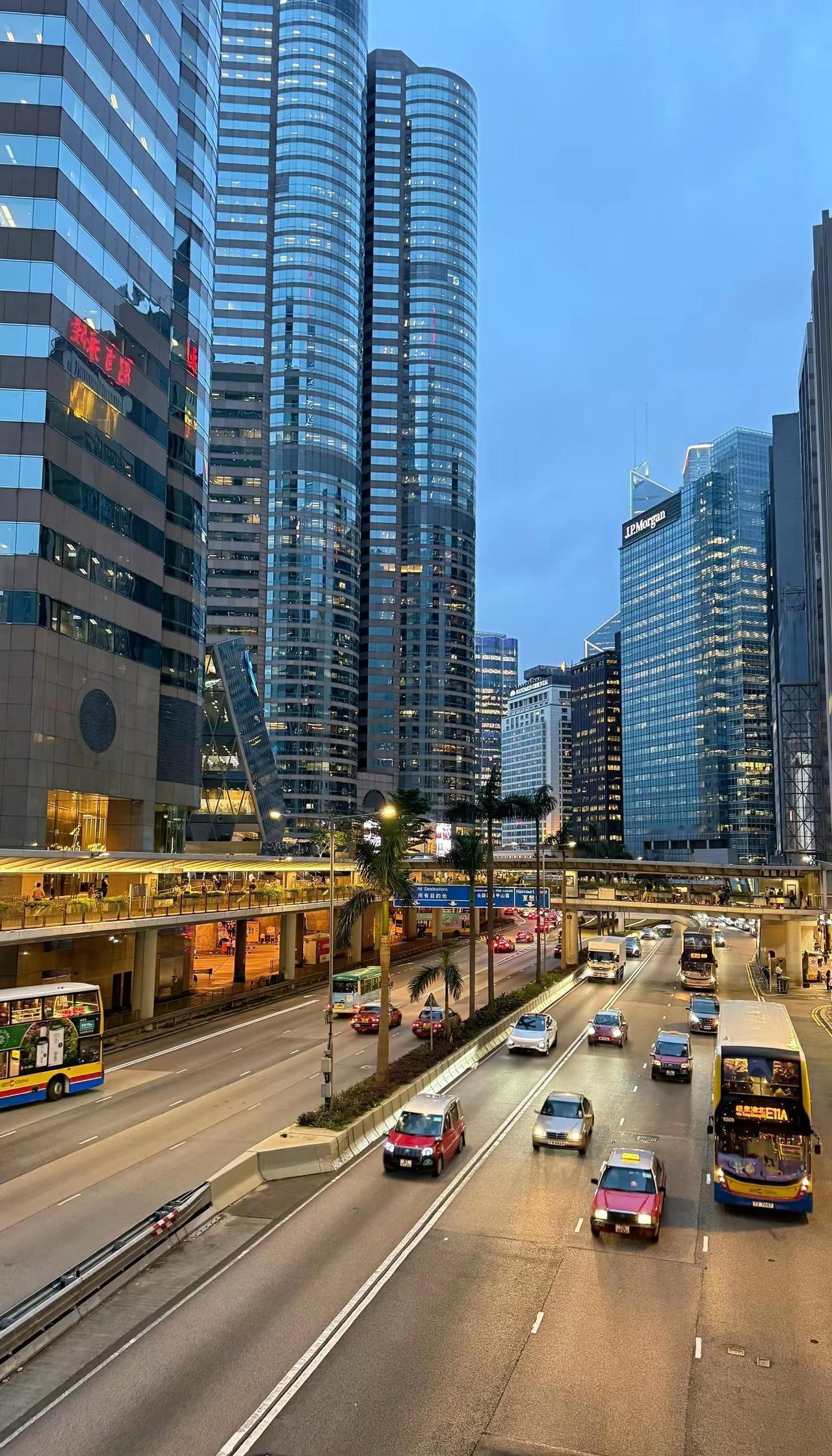 最后一张是腹肌 高中生 腹肌 奶龙 野猪