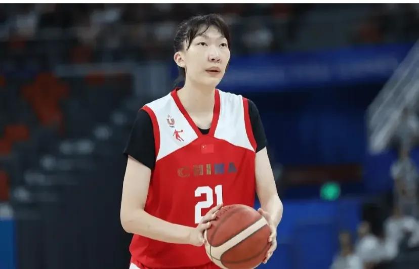 真没出力!中国女篮两连胜，韩旭砍瓜切菜!
在刚刚结束的小组赛上，中国女篮最终以7