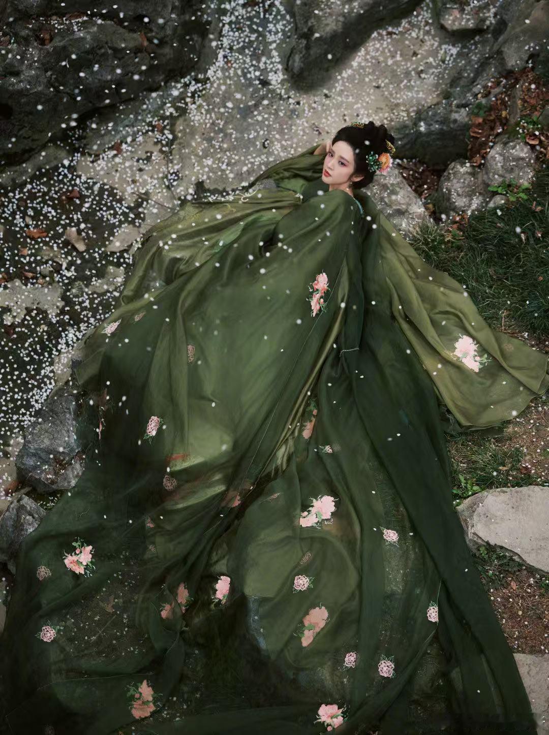 唐艺昕扮古代人唐艺昕古装写真 ​​​看看 ​​​