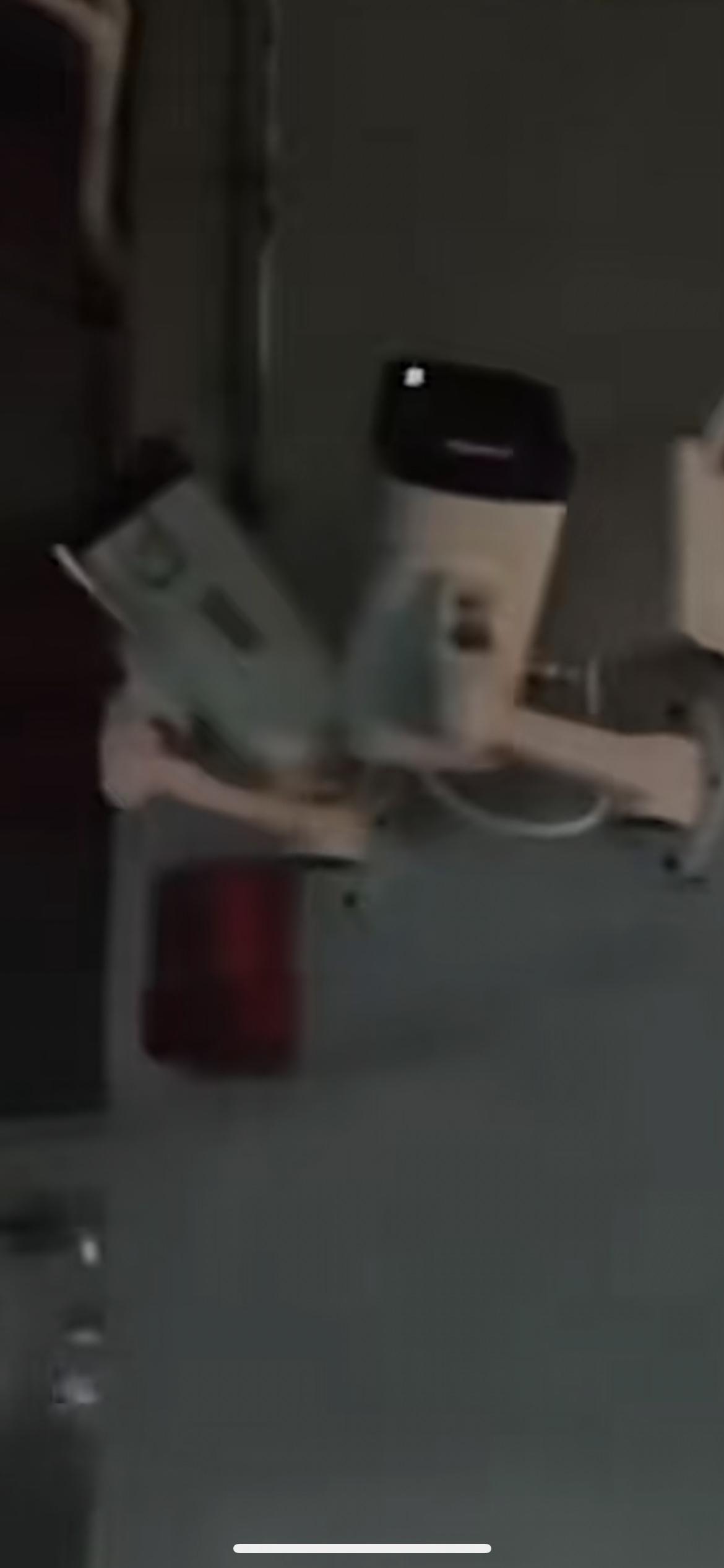 1月4日湖南长沙，长沙钱隆樽品小区百万车库监控刚投用2个月，元旦凌晨70多个监控