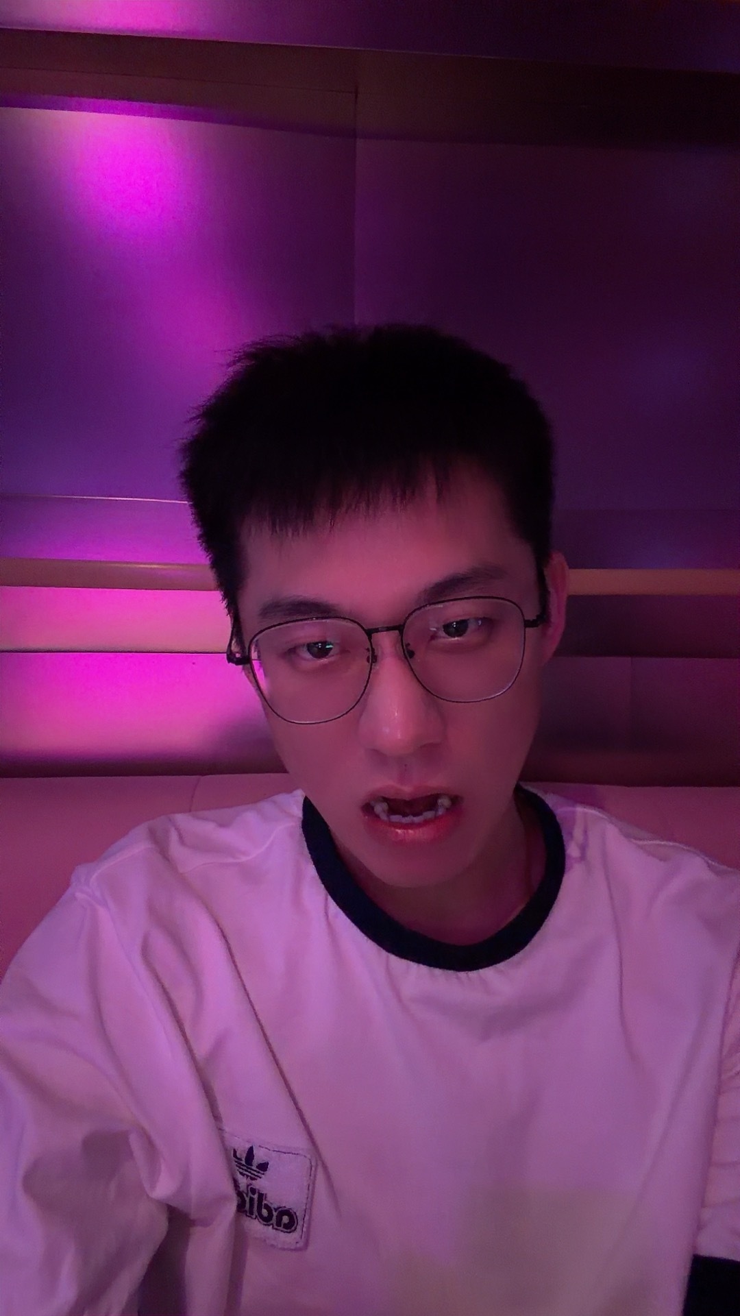 谁陪我唱情歌