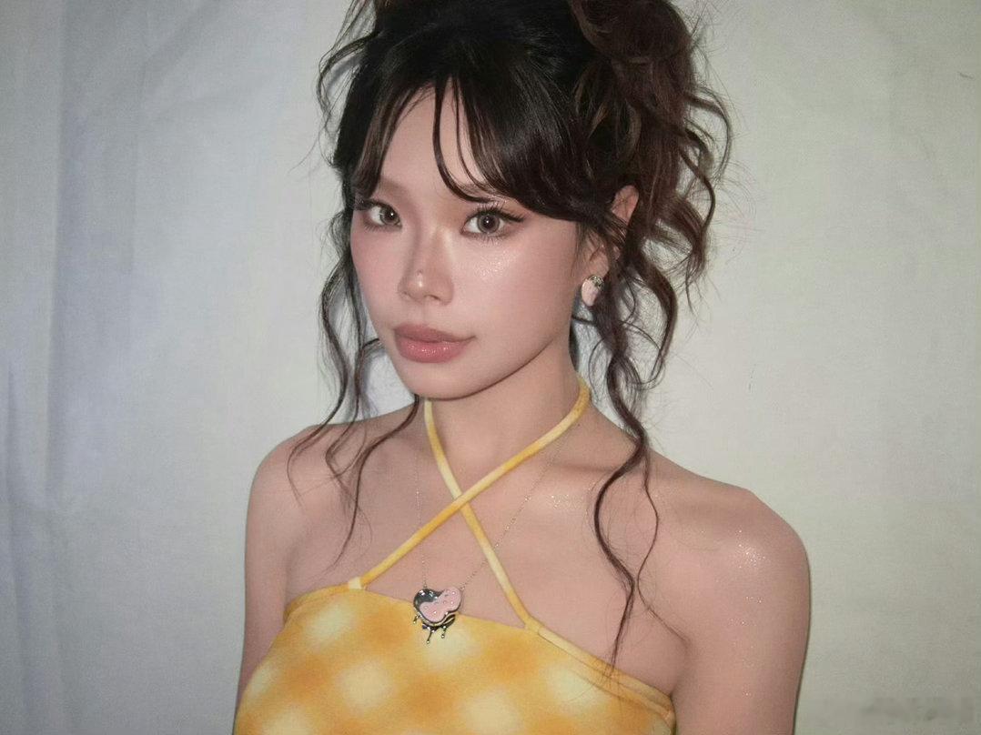 王安宇新搭档万妮达忙忙碌碌寻宝藏 全新寻宝搭档重磅上线！逻辑在线的王安宇搭配综艺