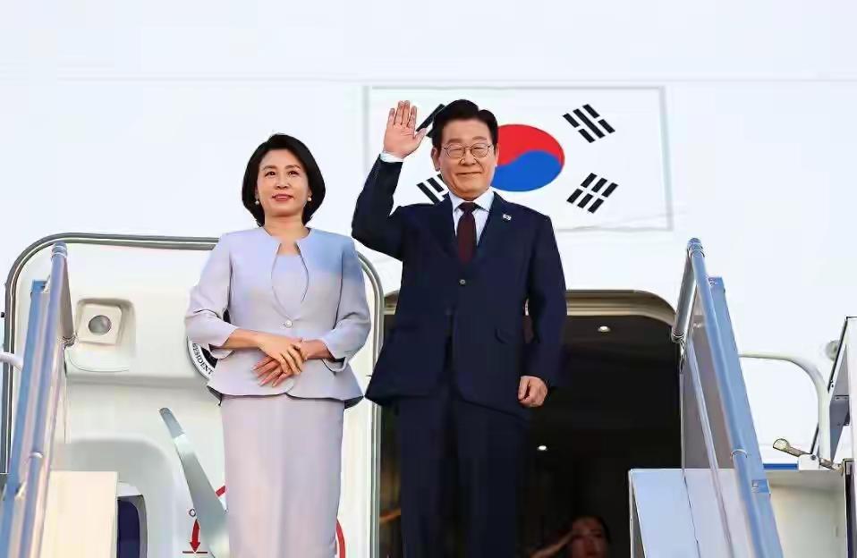 李在明送中国一句话，美日两国都没能拦住！日本右翼直接破防了
 
这段时间东亚的外