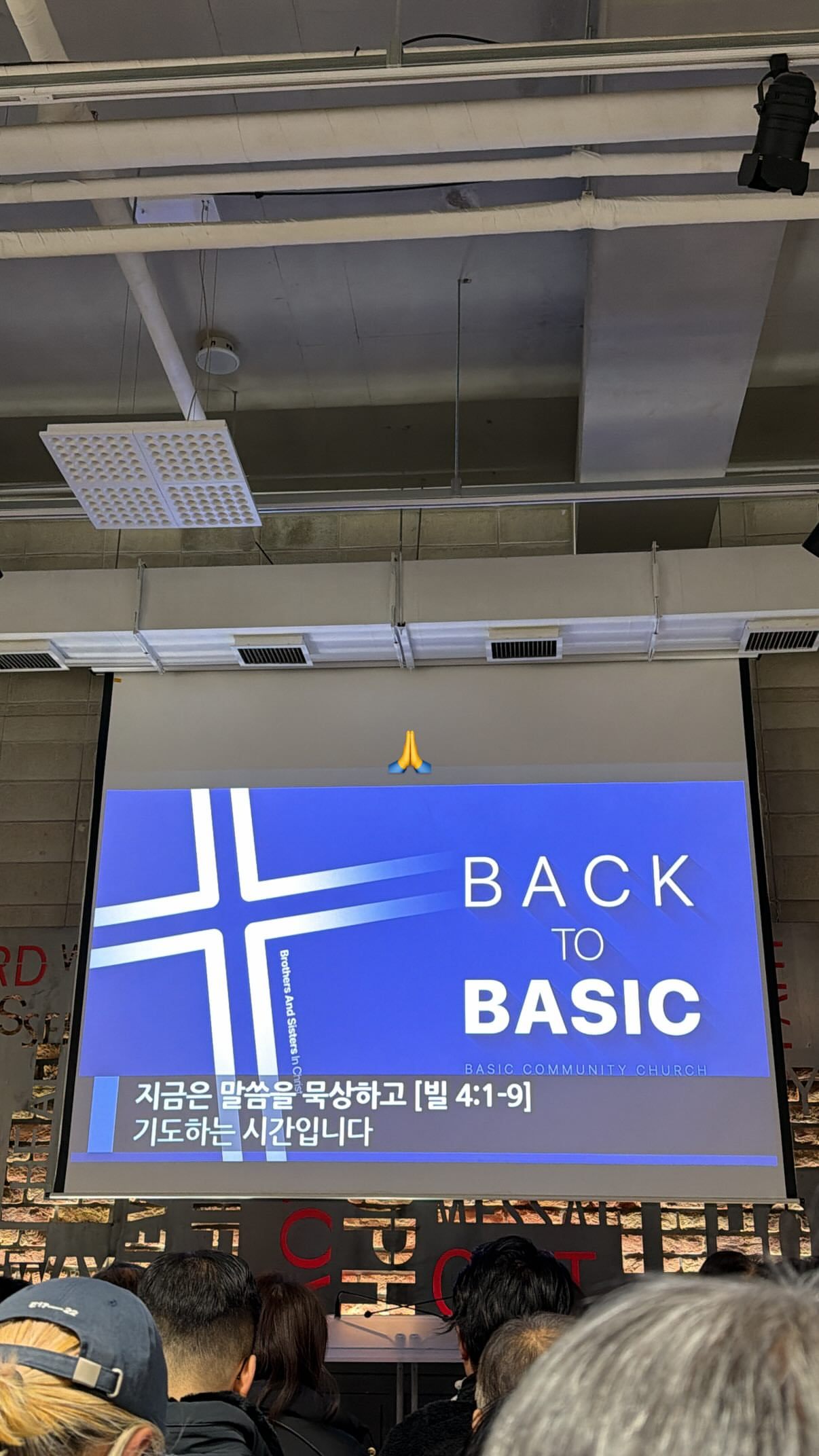 “CB百蓝_。251221李东海 ins story更新： 