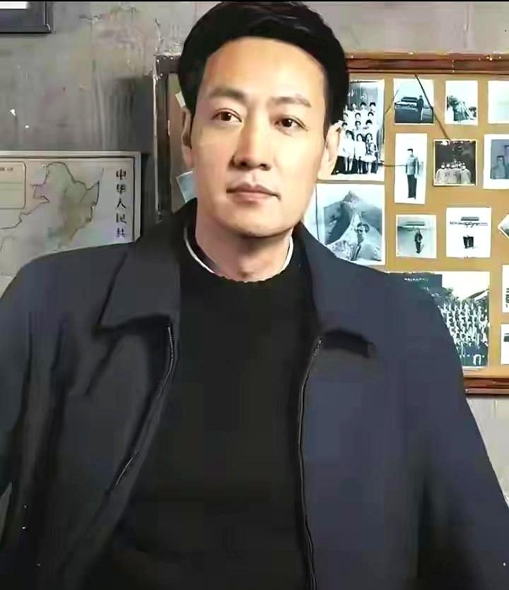 唐国强之后，演毛泽东这事儿，好像断档了？

于和伟演长征时期，那股子坚毅劲儿是有