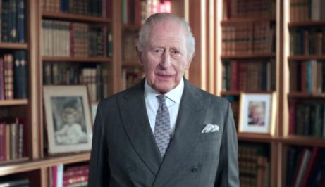 被女王宠爱了七十多年的老儿子，在老妈伊丽莎白二世去世以后，家族处于持续性分裂状态