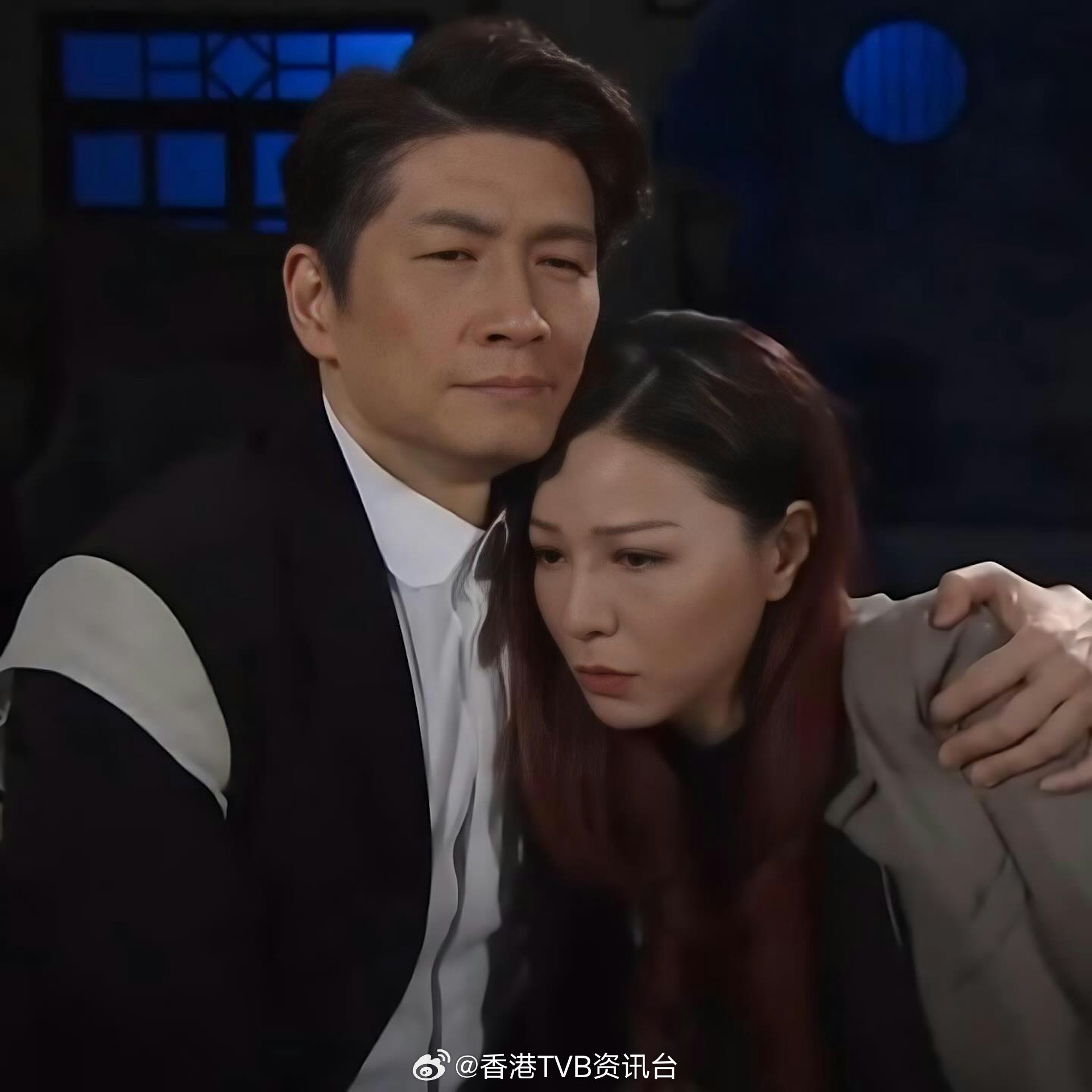 袁文杰在亚视拍舞剑戏被武指狂骂 拍MV险被大火烧伤：被导演骂“潮伟”袁文杰近年凭