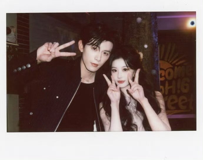 邓凯孔雪儿你好星期六拍立得你好星期六现代版不齐而俞上线！拍立得直接戳中我 