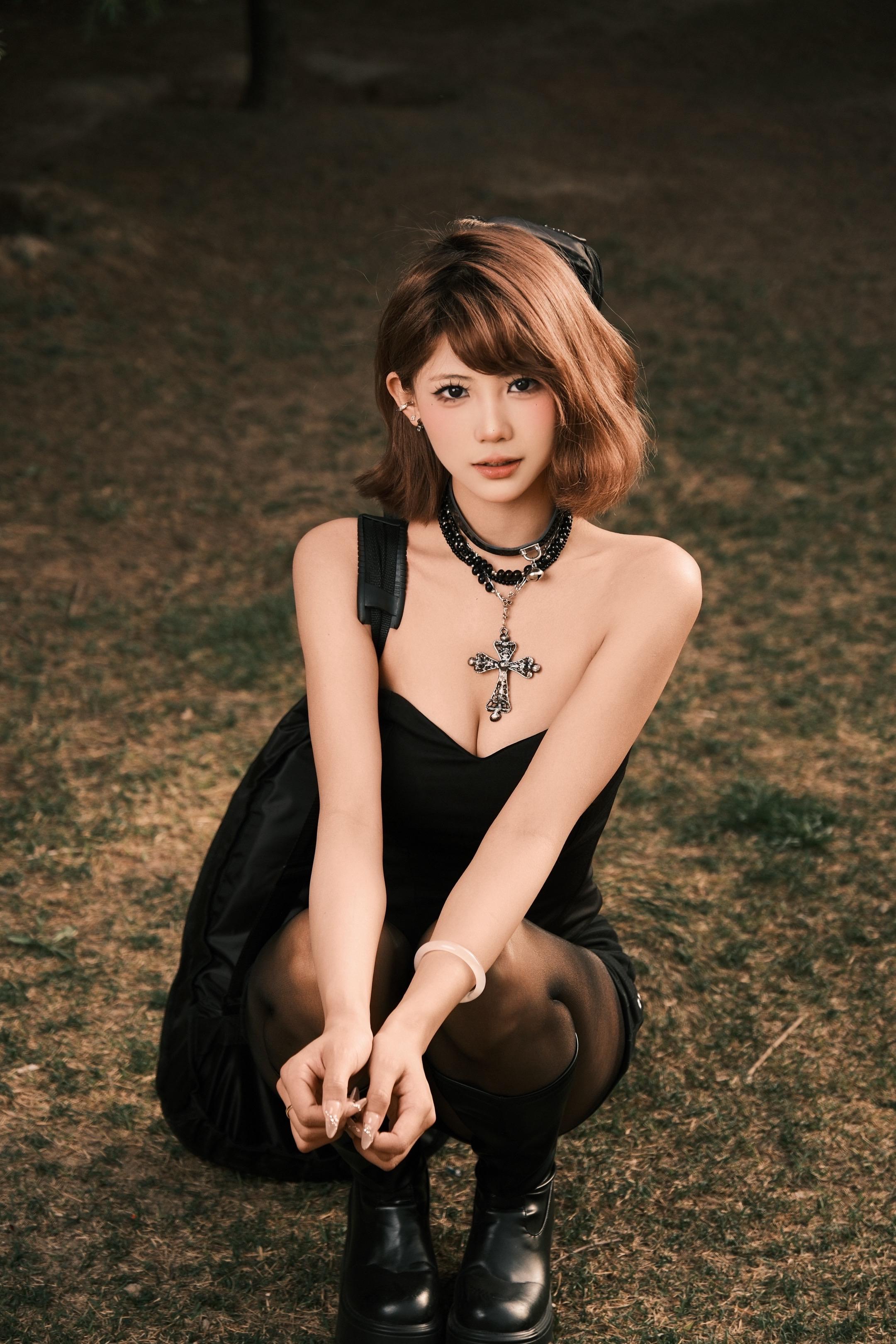 在公园偶遇了美女
