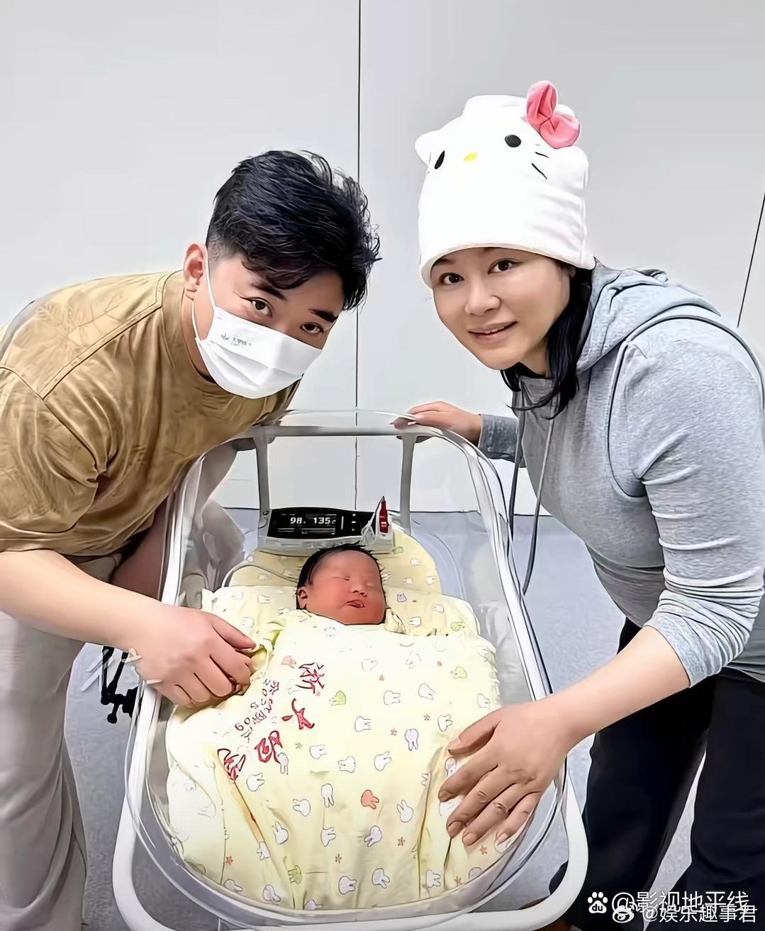 王冕官宣生子3月14日，演员王冕官宣生子喜讯，坦言 “这是人生最勇敢的一天”，还