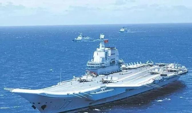 蔡正元说大陆根本不敢武统，只是喊喊口号罢了。他给出的理由是：美西方国家警告中国，