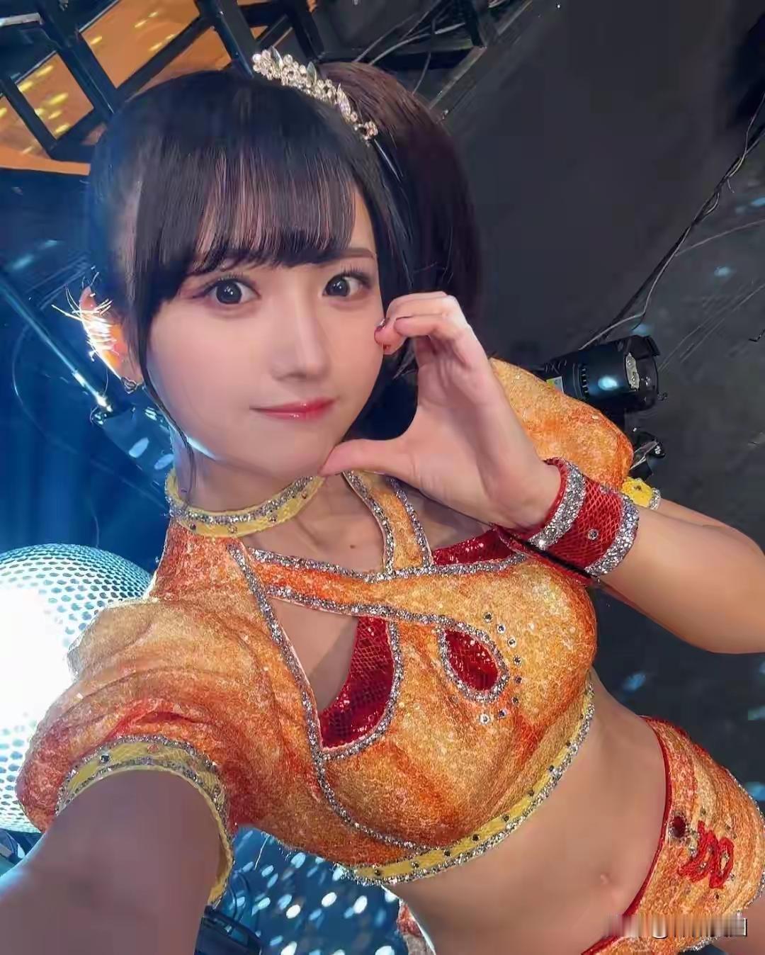 她叫什么名字来着，忘了……