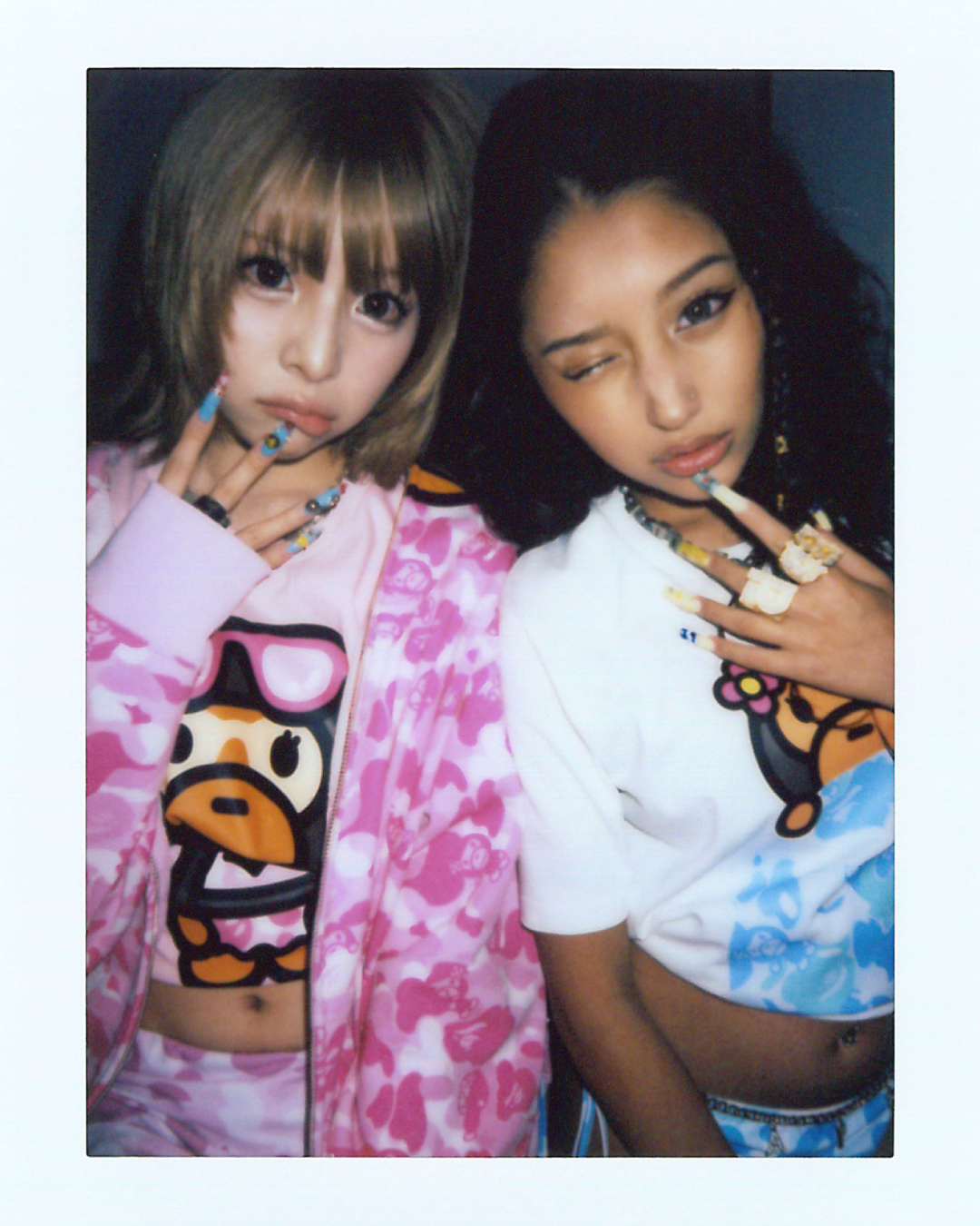 A BATHING APE®发布全新BABY LISA夏日系列，以轻盈通透的粉彩