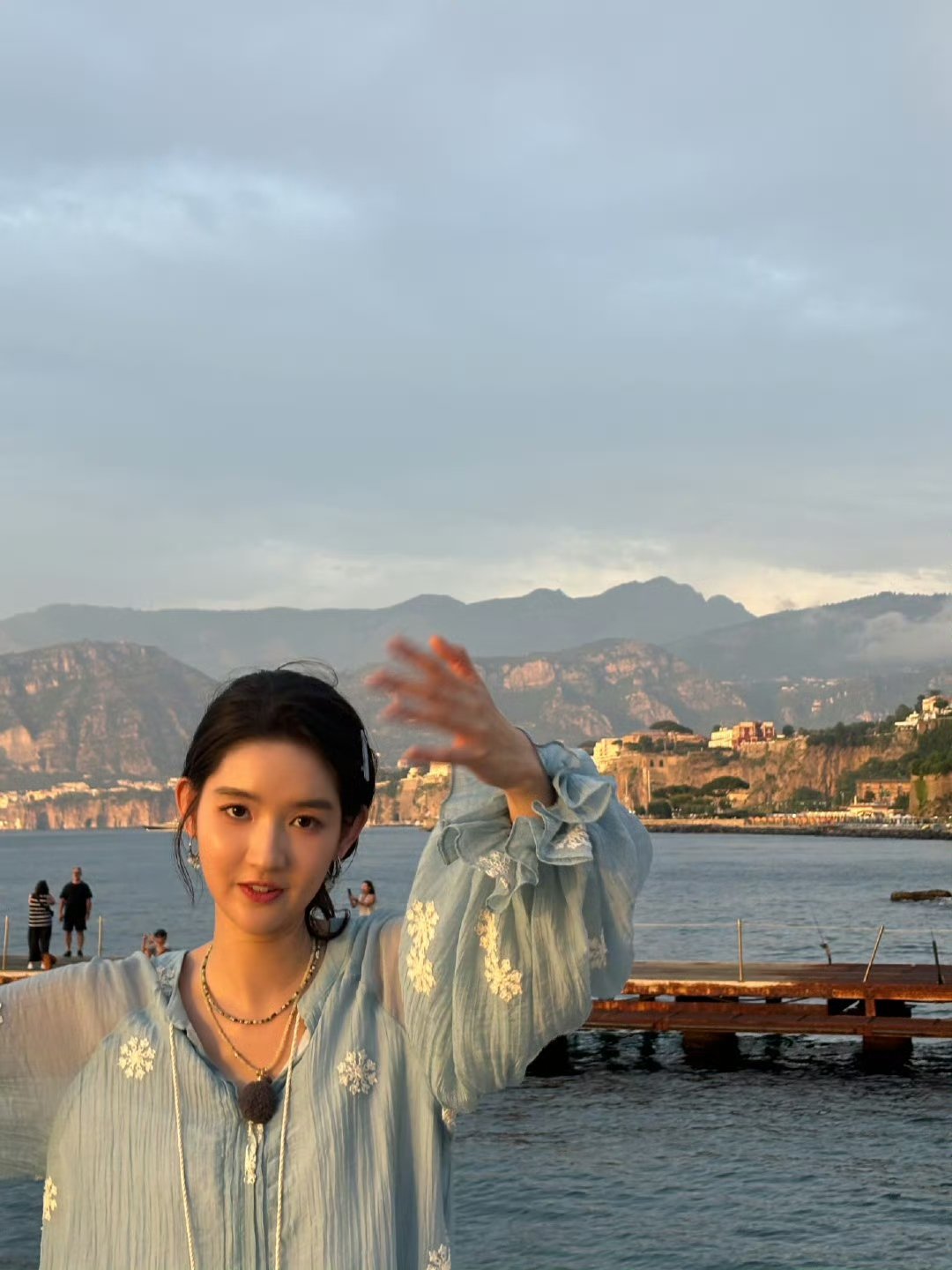 陈星旭回应王玉雯王玉雯人基础摄影技术就不基础王玉雯吐槽陈星旭摄影技术后，陈星旭回