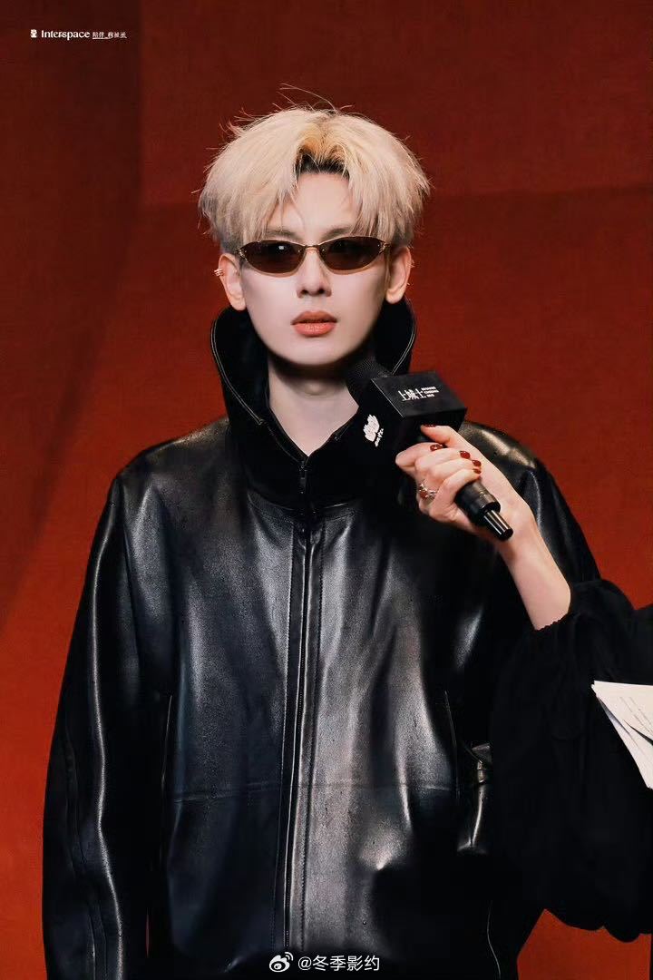 胡先煦有点反骨都用在愚人节了胡先煦顶级的愚人节愚人手法胡先煦愚人节操作太绝！反骨