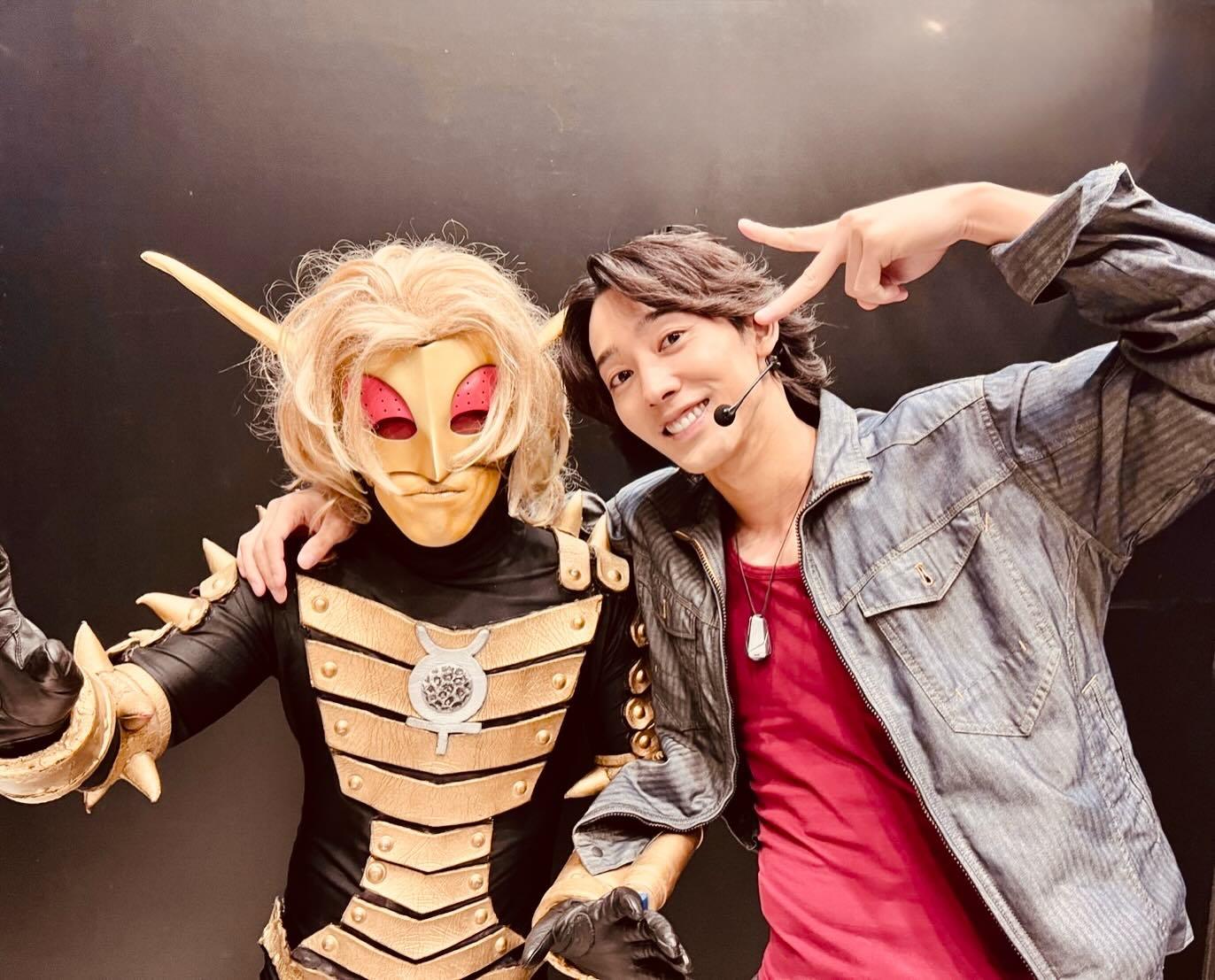 近藤頌利（ババルウ星人×ソラトウルトラマンオメガ近藤頌利実はちょっと仲良し 
