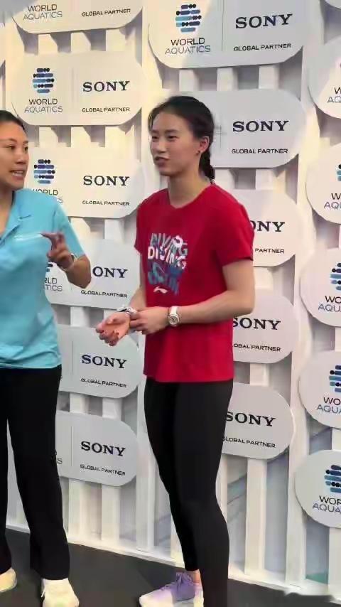 陈芋汐长高十厘米一斤肉没长在女子十米跳台领域，发育期向来是无数天才少女的“噩梦关