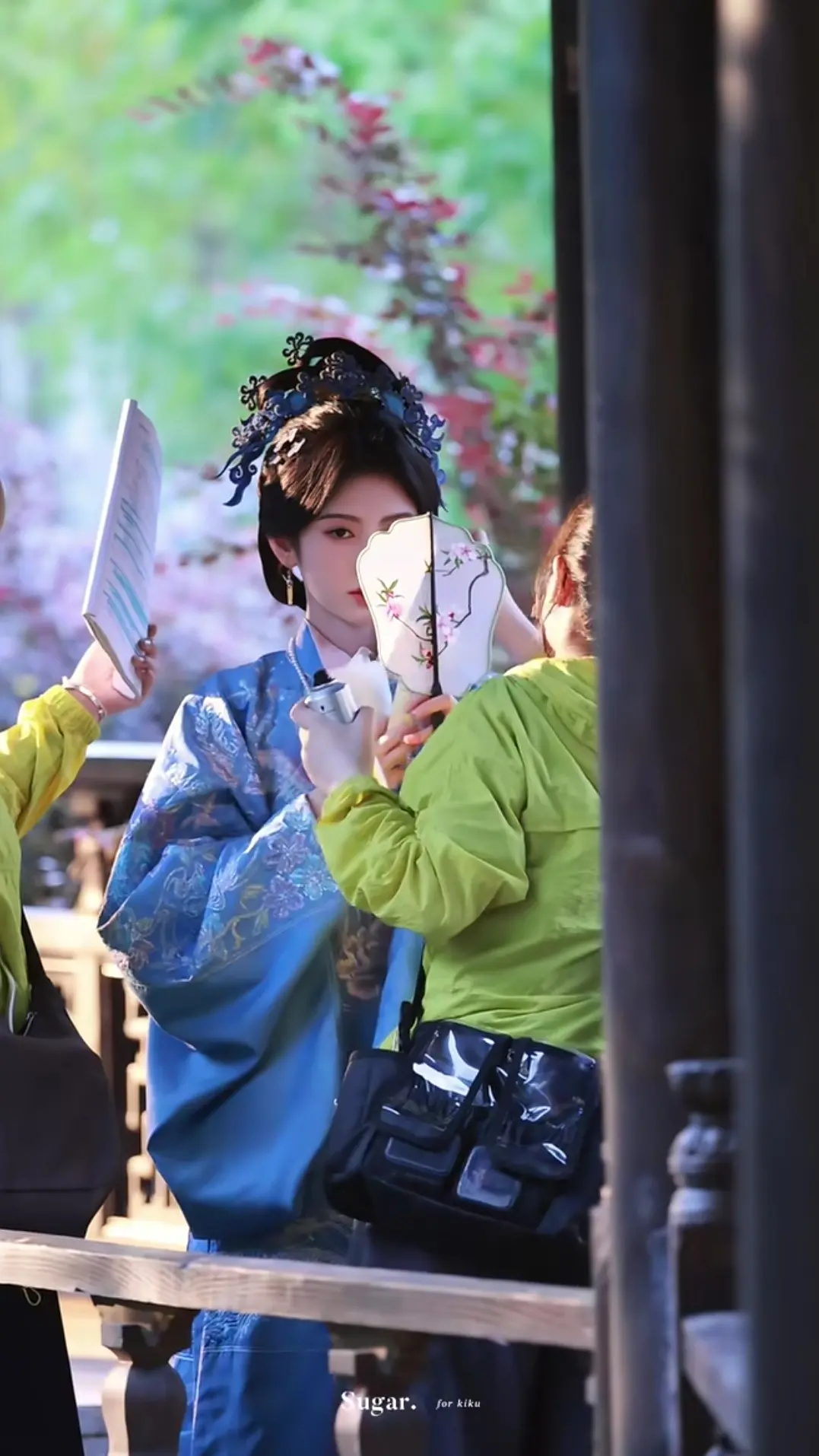 鞠婧祎真的完美适配所有妆造在万花看到了很多之前没有见过的造型！ 