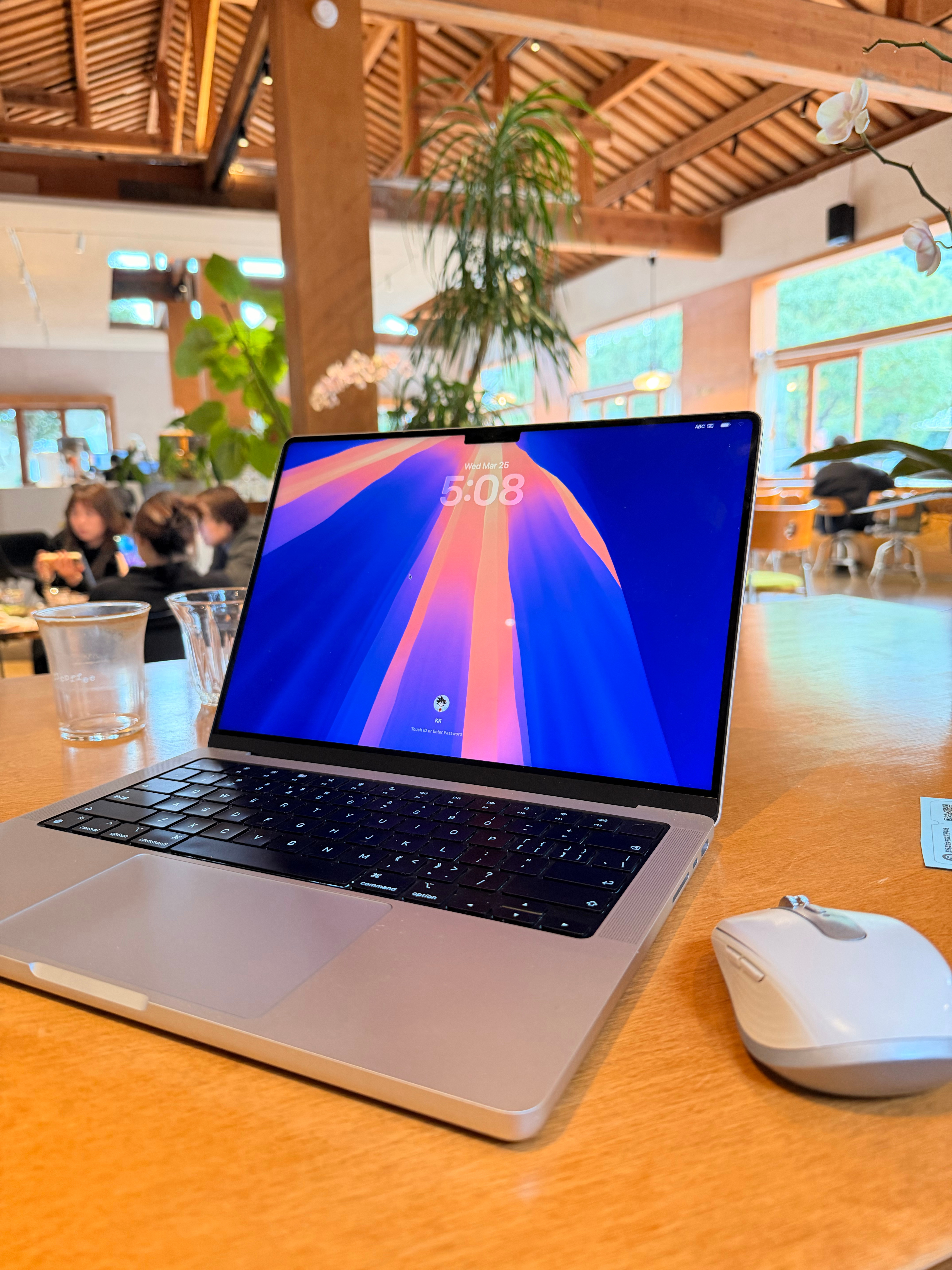 和朋友聊了一天有收获明天出发上海，继续搬砖我的日常plog 杭州