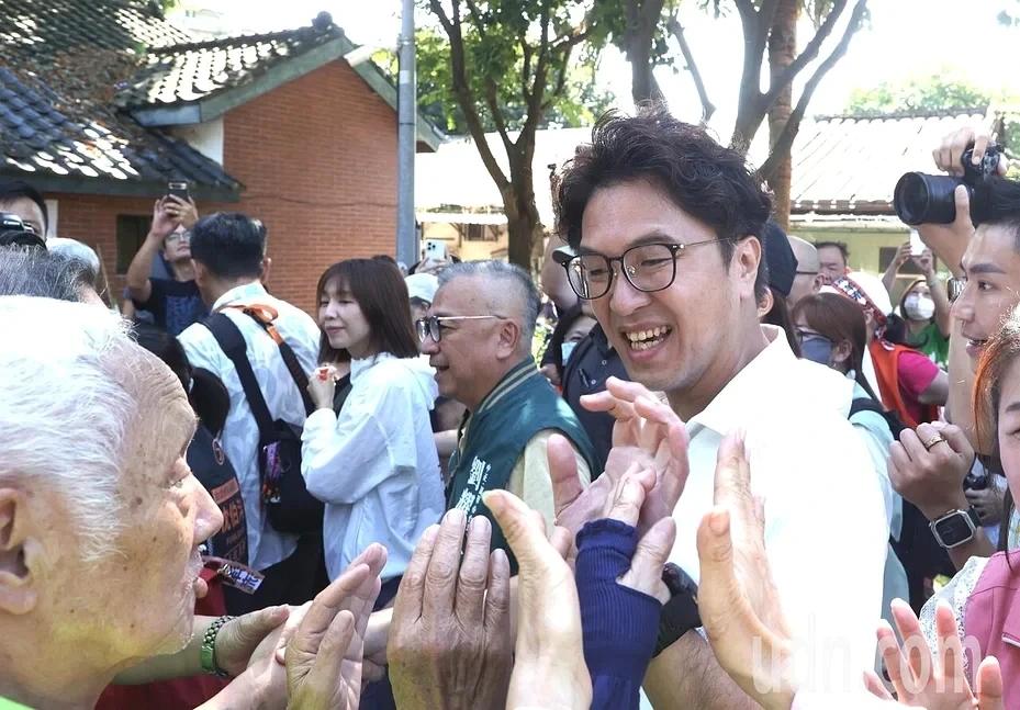 洋流来势汹汹？蓝营青年：本质是大罢免2.0，对比当年韩流缺“庶民”核心
选战倒数