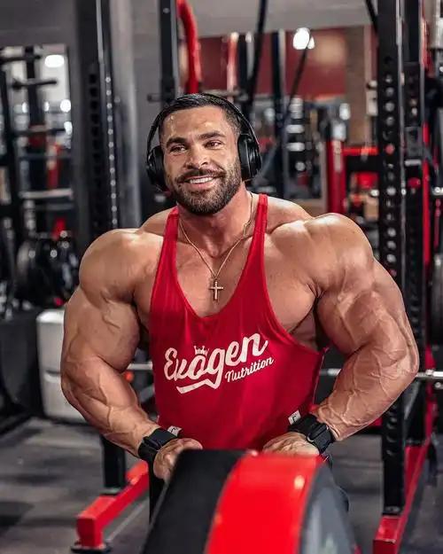 为什么掉下去的肌肉练回来比头一次快得多。
 
肌肉到底需不需要拉伸。
 
睡前有