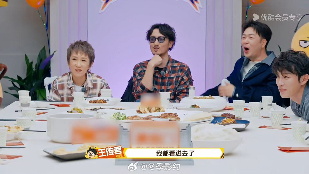 高叶说拿影后第一个感谢付航周五晚高疯 呜呜呜这是什么神仙友谊，付航在节目里那么坚