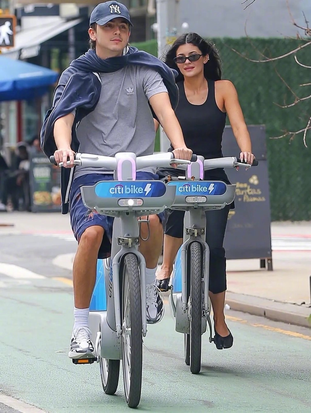 也开始骑自行车了🚲！