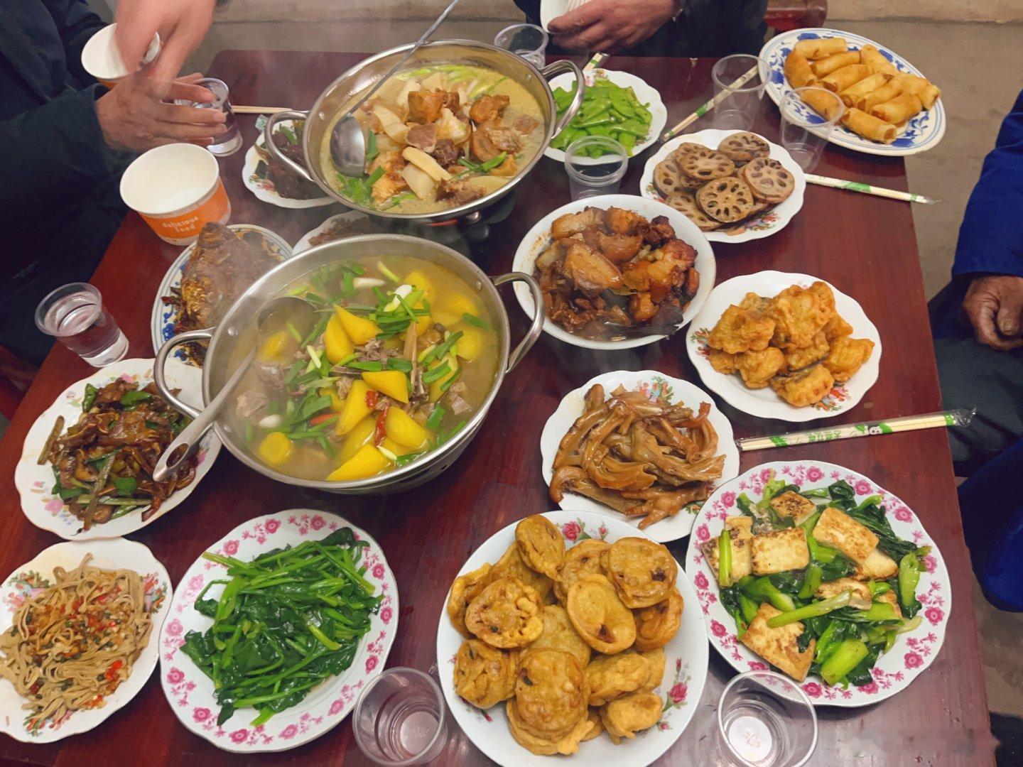 吃完年夜饭，你们会干嘛？