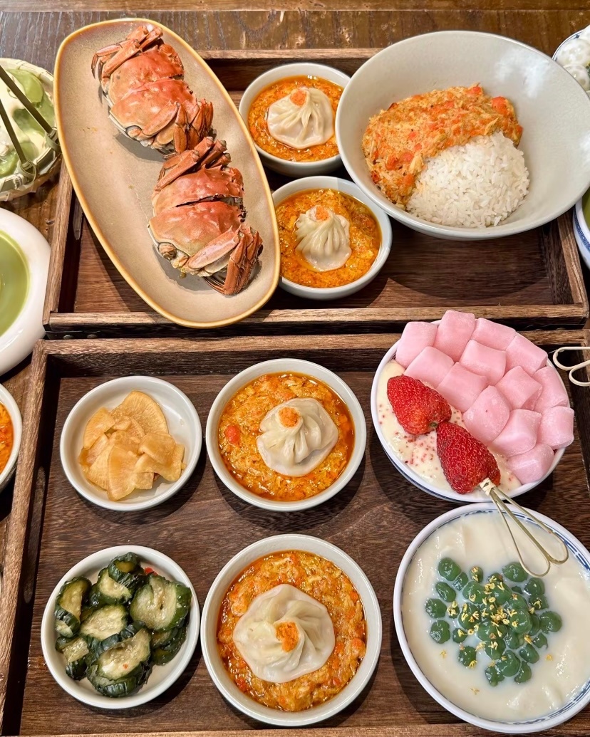 不要问好不好吃我就要来吃漂亮饭 上海·李百蟹·蟹黄面·江景餐厅(外滩·豫园店)