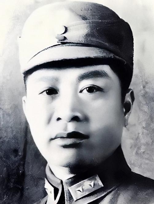 叶挺孙子叶大鹰，为20岁梅婷抛弃瘫痪时救他的发妻，净身出户后，他的人生彻底失控。