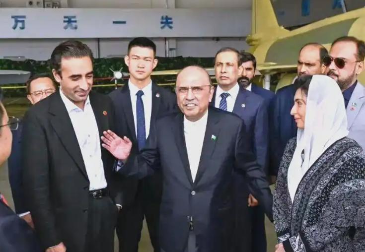 美伊谈判彻底破裂，代表团行程取消，中东局势持续升温，中巴开启密集战略沟通。

国