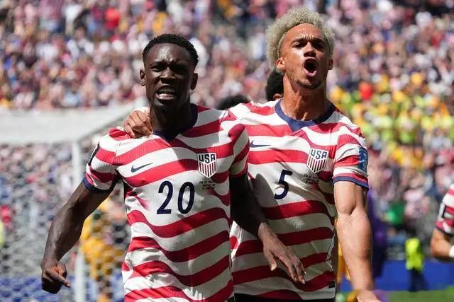 ⚽️【世界杯前瞻 青春风暴对决传奇老将！美国VS波黑，高空轰炸能否砸开东道主大门