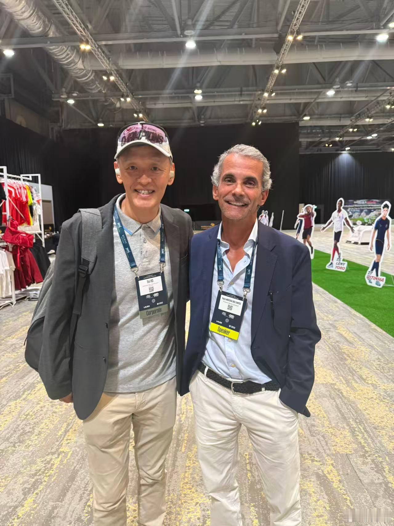 在 WFS， 难得与Yamal, CR7,摩连奴,Bernado Silva, 