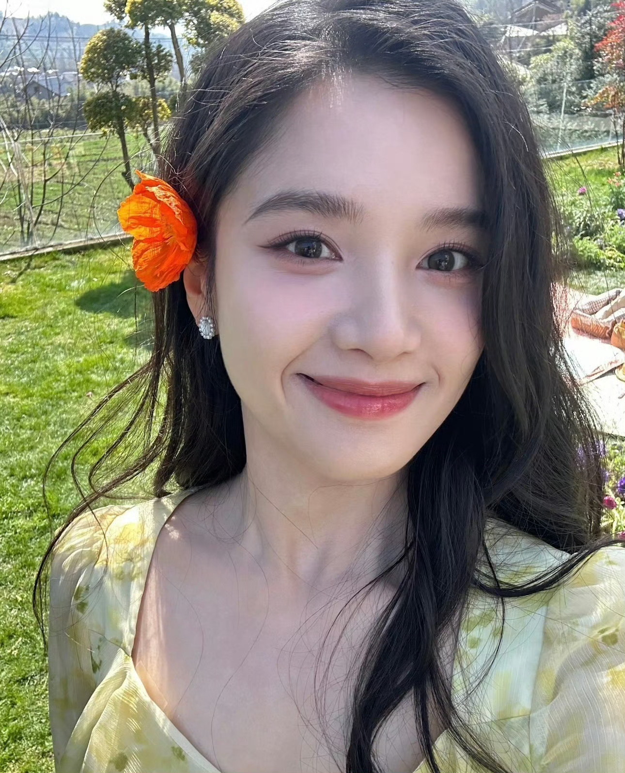 张婧仪的自拍🤳 ​​​