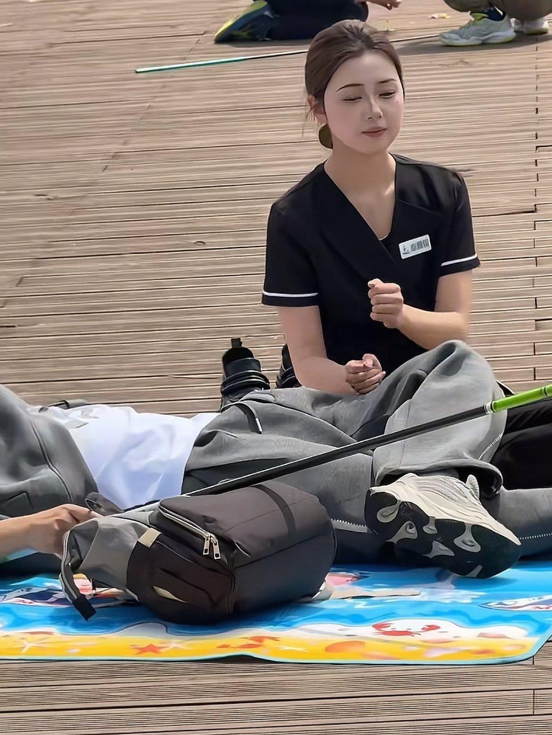 阳光下的服务，真想体验一下啊！