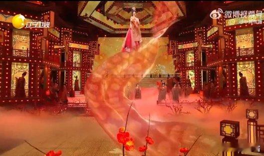 辽视春晚把簪花仕女图演活了  这不仅仅是一场舞蹈，更是一次对中华传统文化的深情致